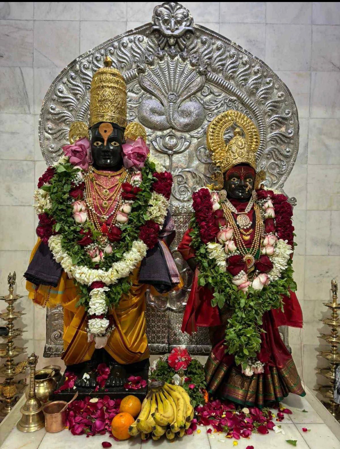 श्री विठ्ठल-रुक्मिणी मूर्ती